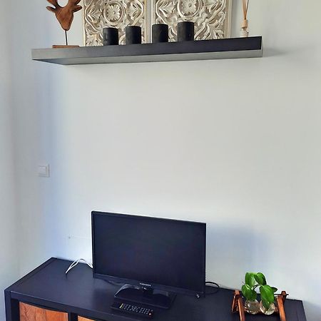 Atico Centro Huelva Con Parking Appartement Buitenkant foto