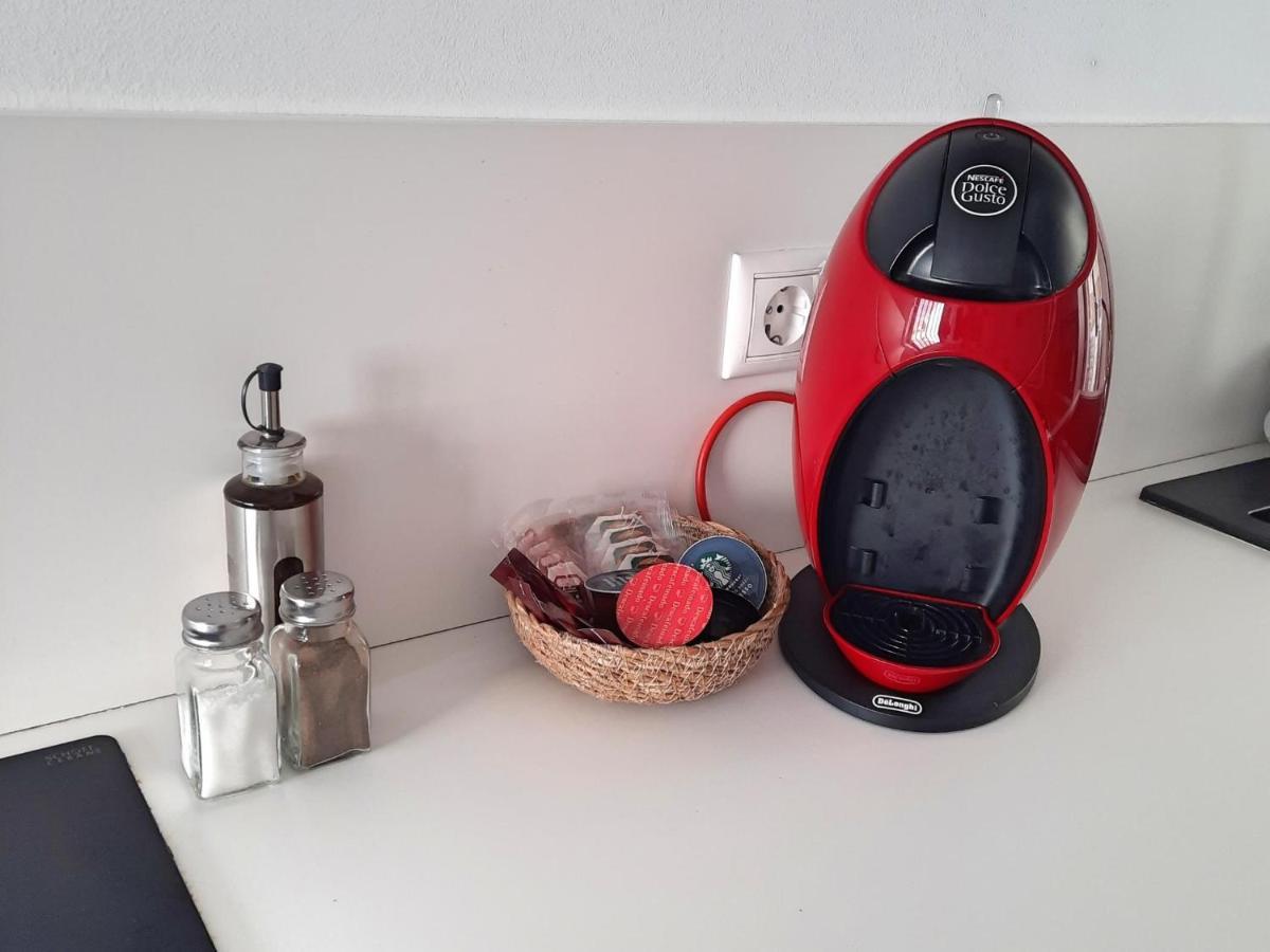 Atico Centro Huelva Con Parking Appartement Buitenkant foto
