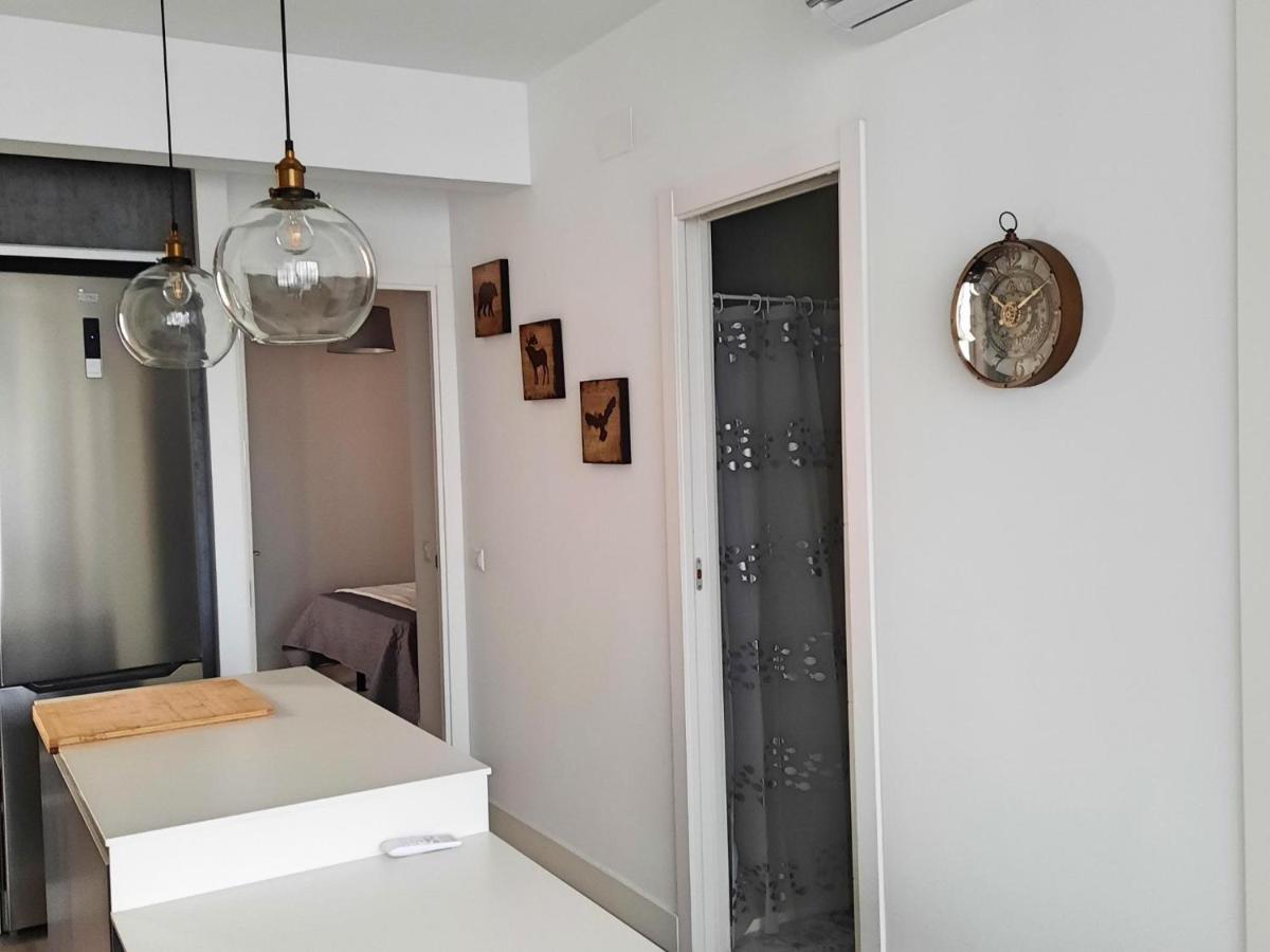 Atico Centro Huelva Con Parking Appartement Buitenkant foto