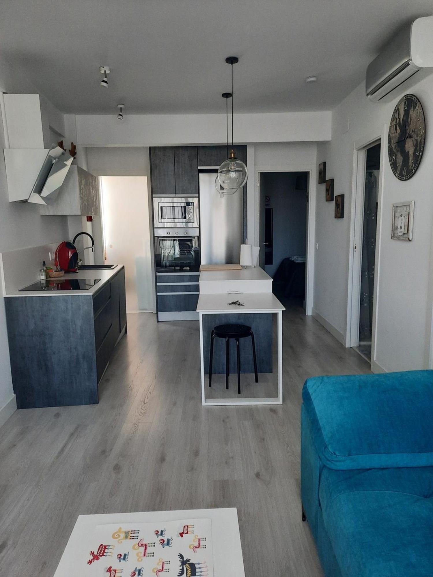 Atico Centro Huelva Con Parking Appartement Buitenkant foto